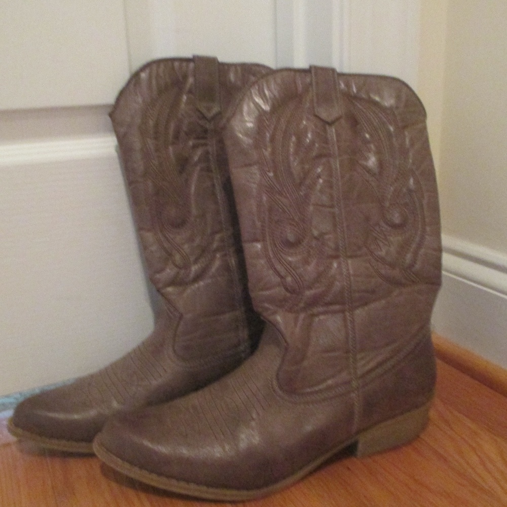 Cowboy boots